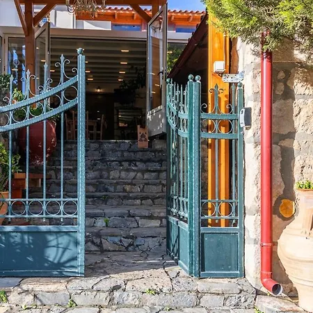Vintage Villa