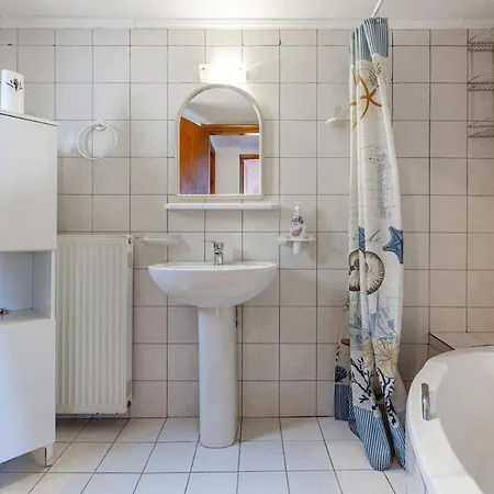 Vintage Villa *