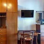 Kalos Vintage Villa