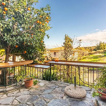 Kalos Vintage Villa